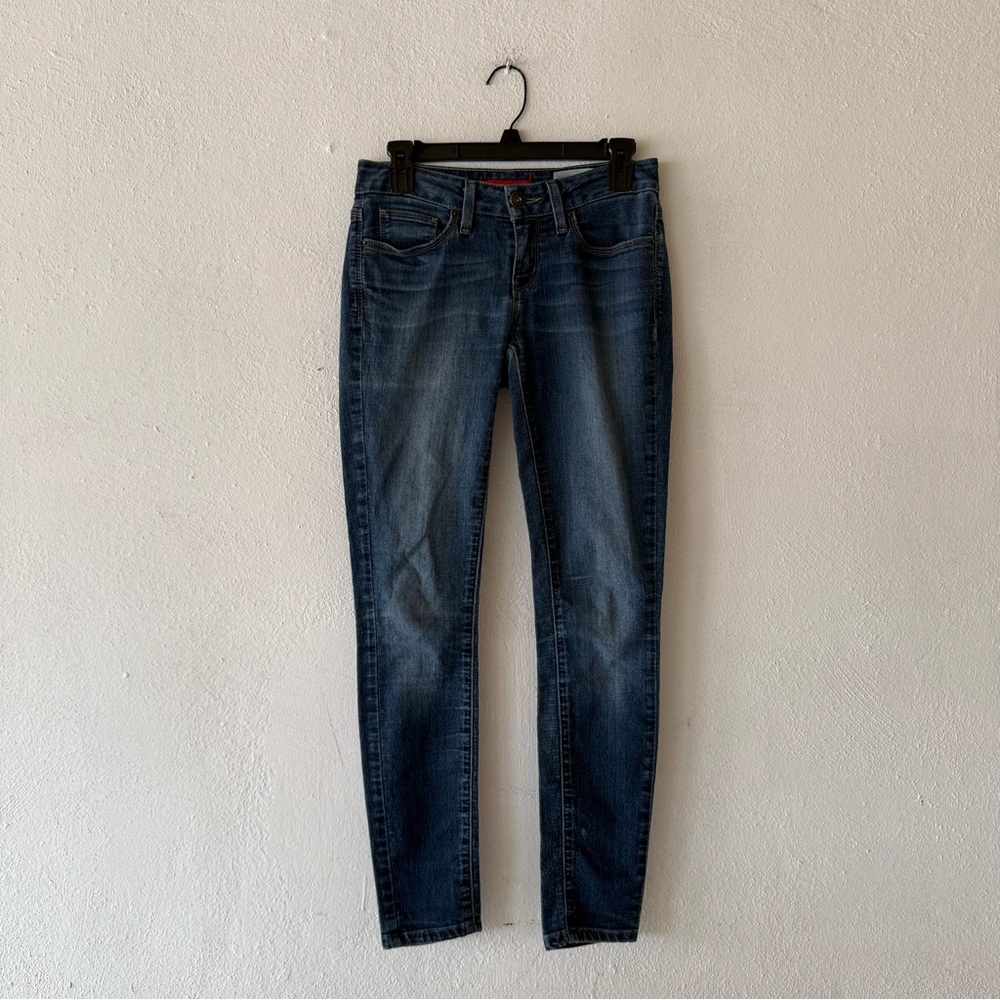 GUESS‎ Sienna Curvy Fit Medium Rise Skinny Jeans Women’s 28 Blue